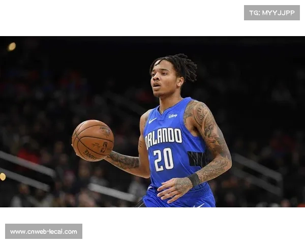 埃尔切中场亚戈·圣地亚哥十字韧带撕裂赛季报销